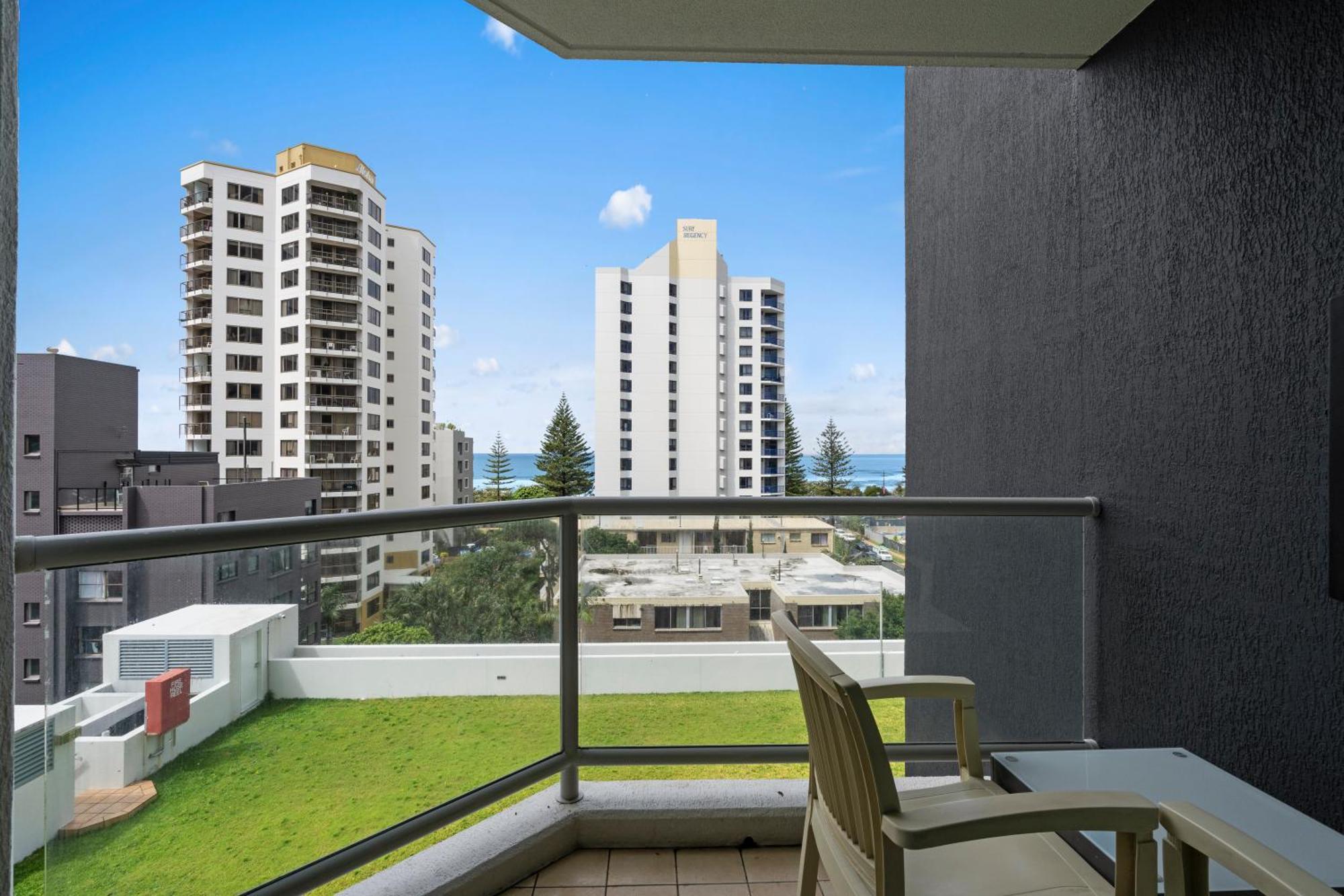 Legends Surfers Paradise Mid Week Madness Deal - Q Stay 골드코스트 외부 사진