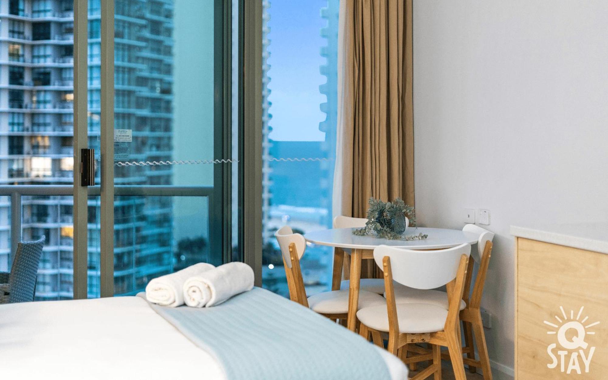 Legends Surfers Paradise Mid Week Madness Deal - Q Stay 골드코스트 외부 사진